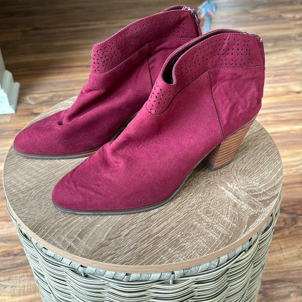 Violet & Red ankle boots